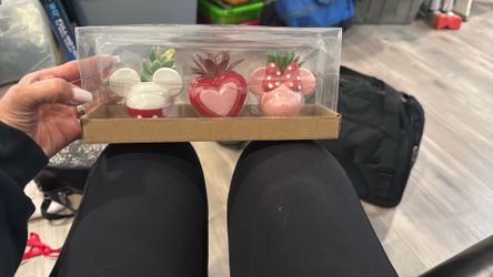 Disney Valentine’s Day decorative accent