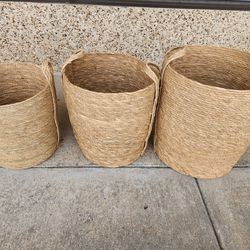 3 baskets 19", 17" ,15" high