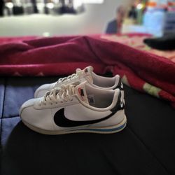 Men's Nike Cortez Size 8 $30