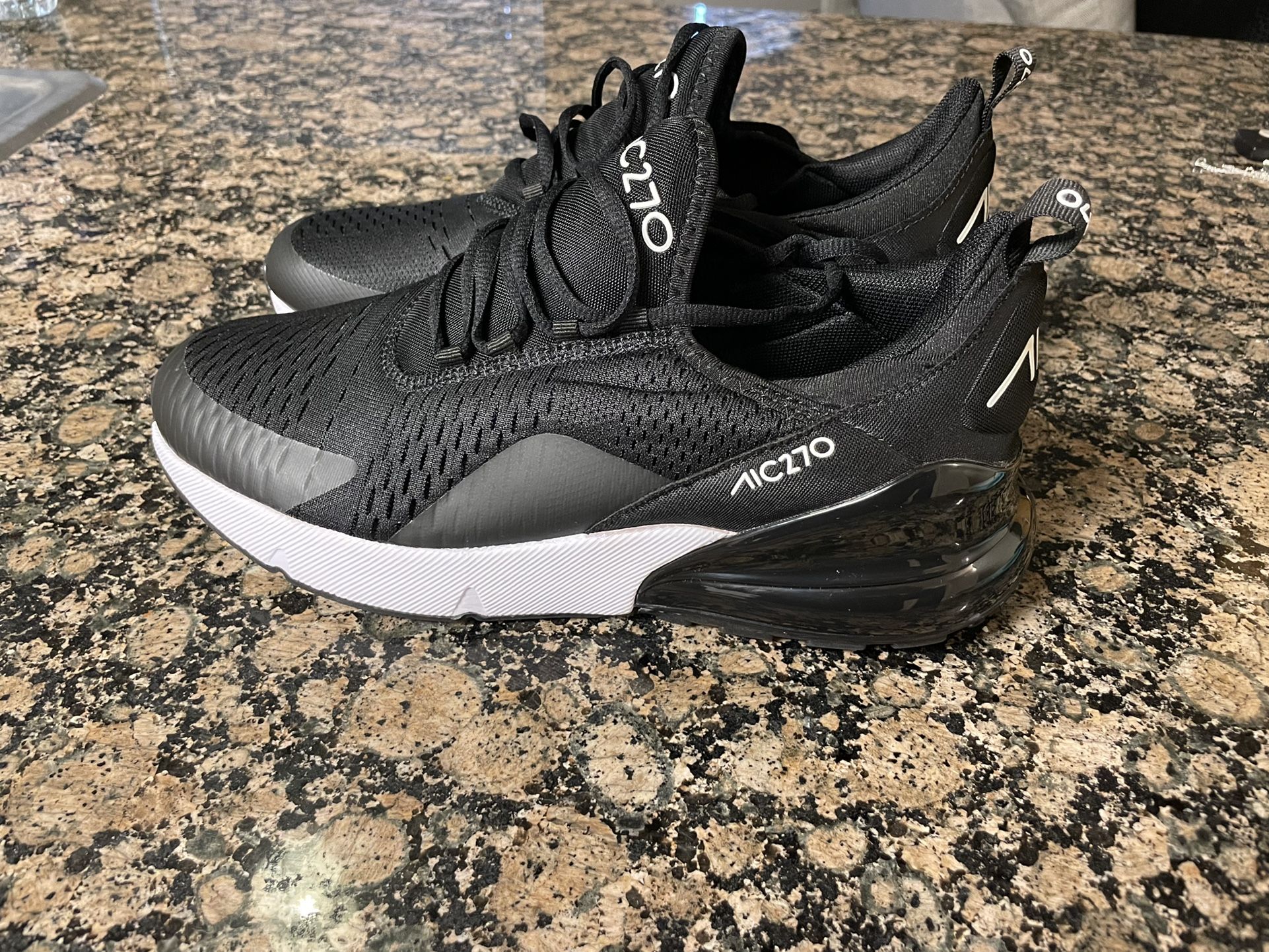 AIC 270 Running Shoe “ NEVER WORN” 2 Pair