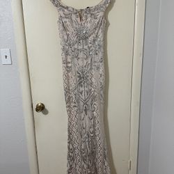 Windsor prom dress