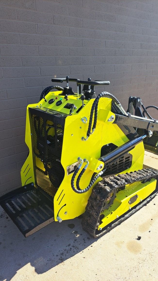 MachPro Skid Steer