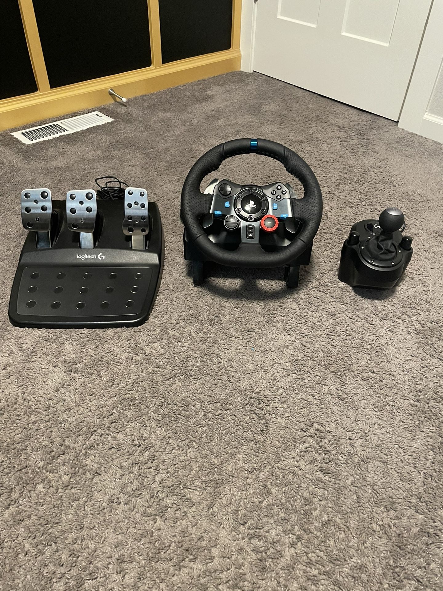 PS5 Logitech G29 Steering Wheel+ Pedals+ Shifter