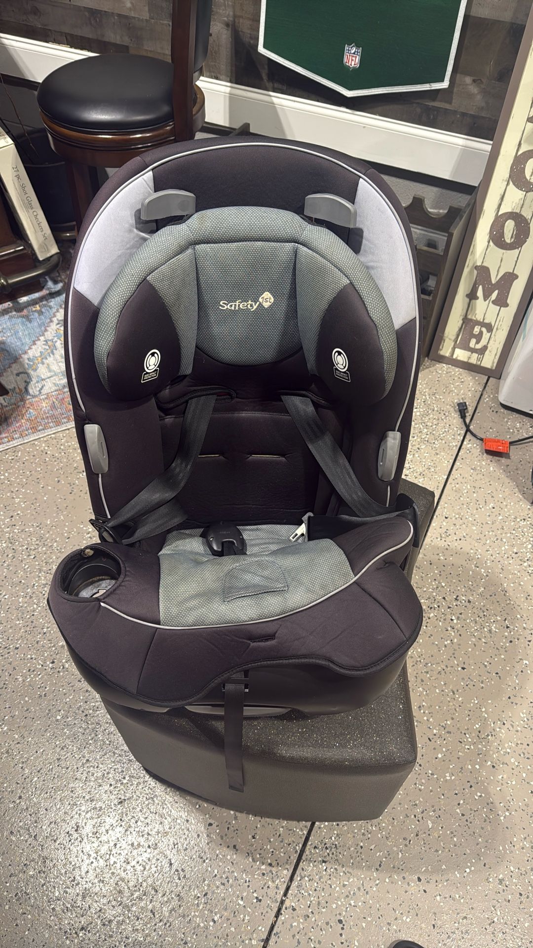 2 Safety 1st Convertible Car Seats — $60 for both