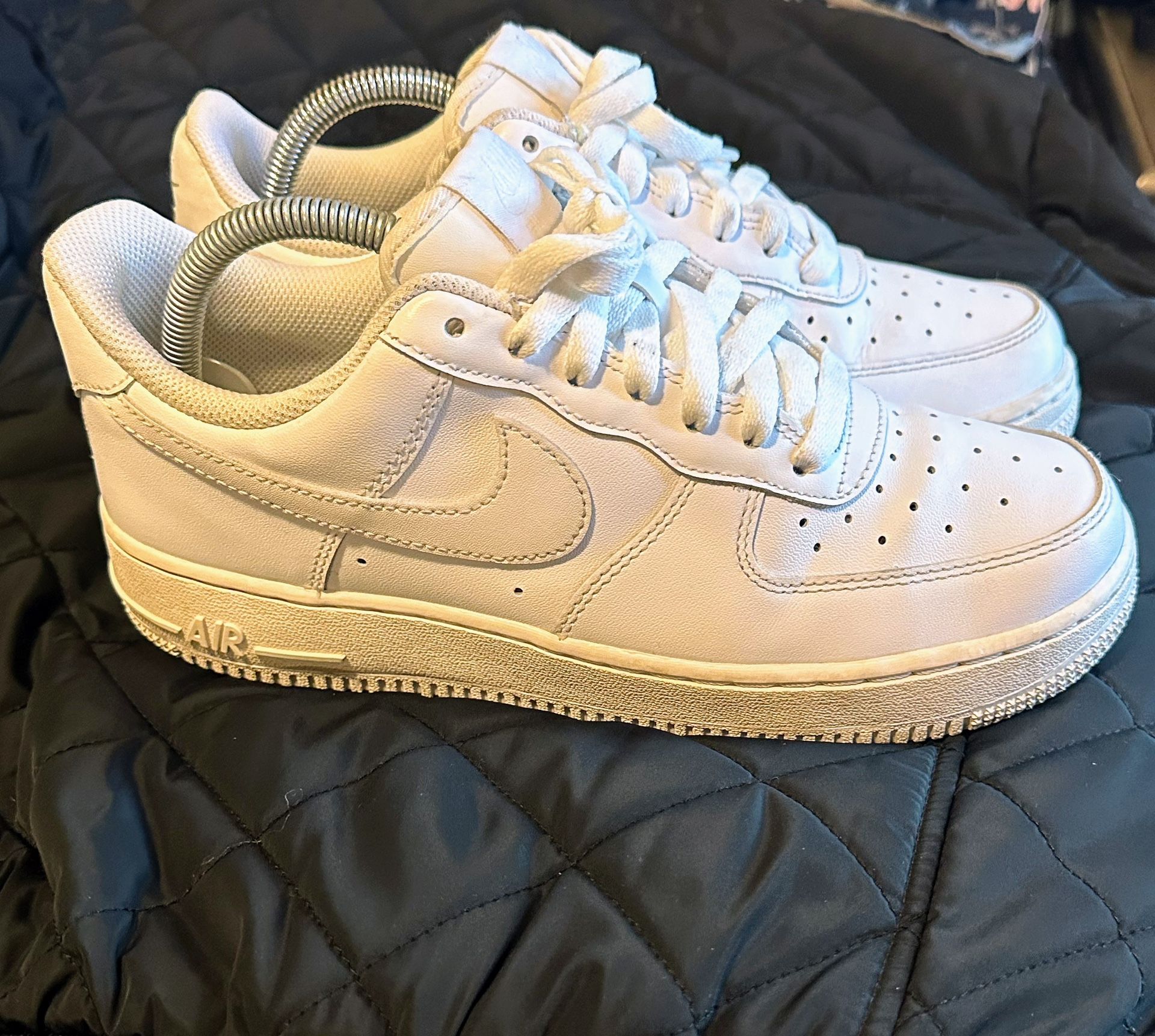 Size 8.5 Women’s Nike AF 1 for Sale in Bakersfield, CA OfferUp