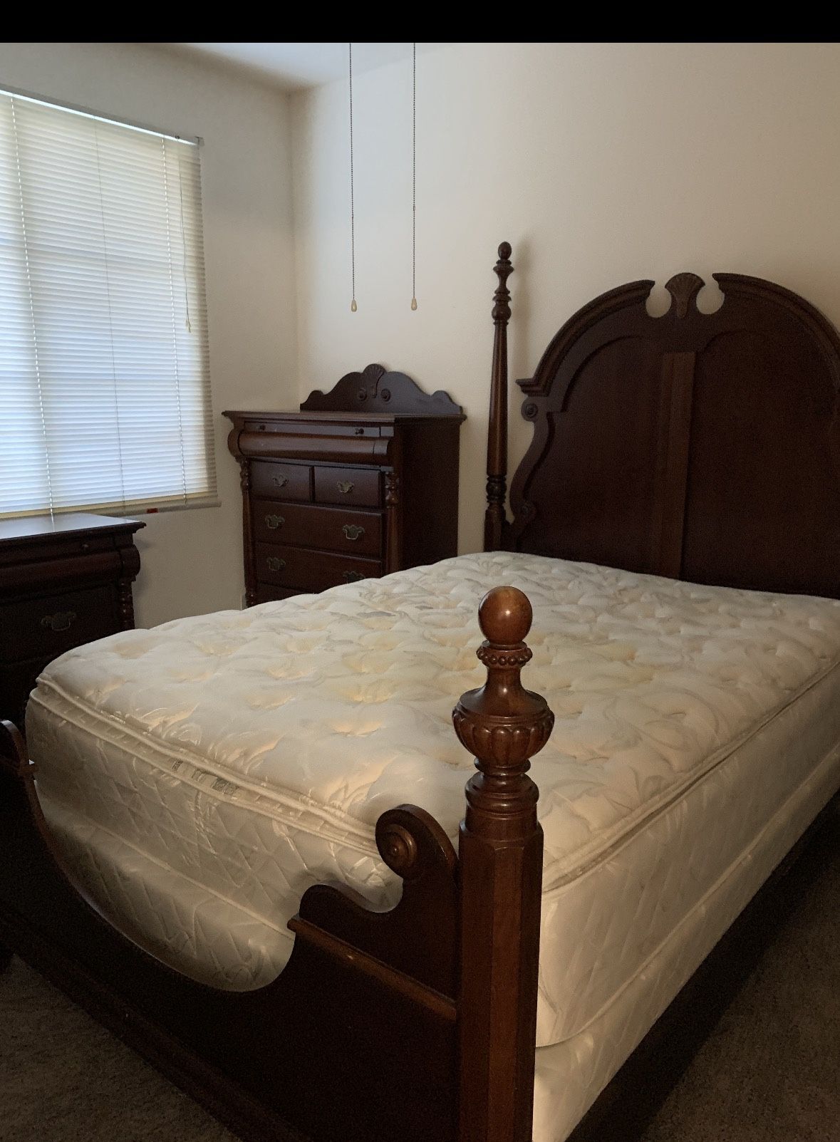 5 Piece Oak Wooden Bedroom Set