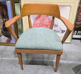 Vintage Heywood-Wakefield captain's armchair