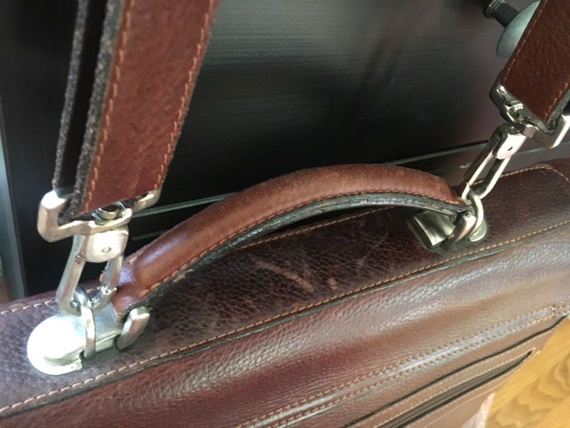 Classic leather briefcase - excellent condition