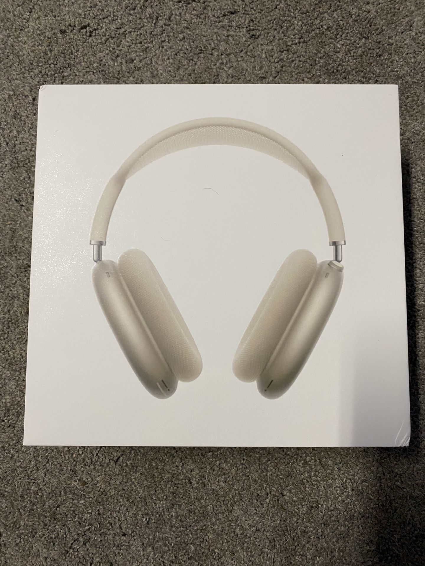 AirPѳd Max Starlight color