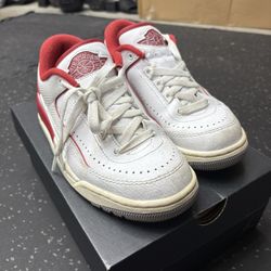Air Jordan 2/3 (hybrid of AJ2 + AJ3)