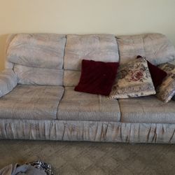 Free Couch 6ft