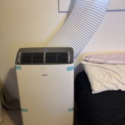 12000 BTU Midea Portable AC