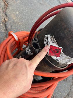 Single Acetylene Tank