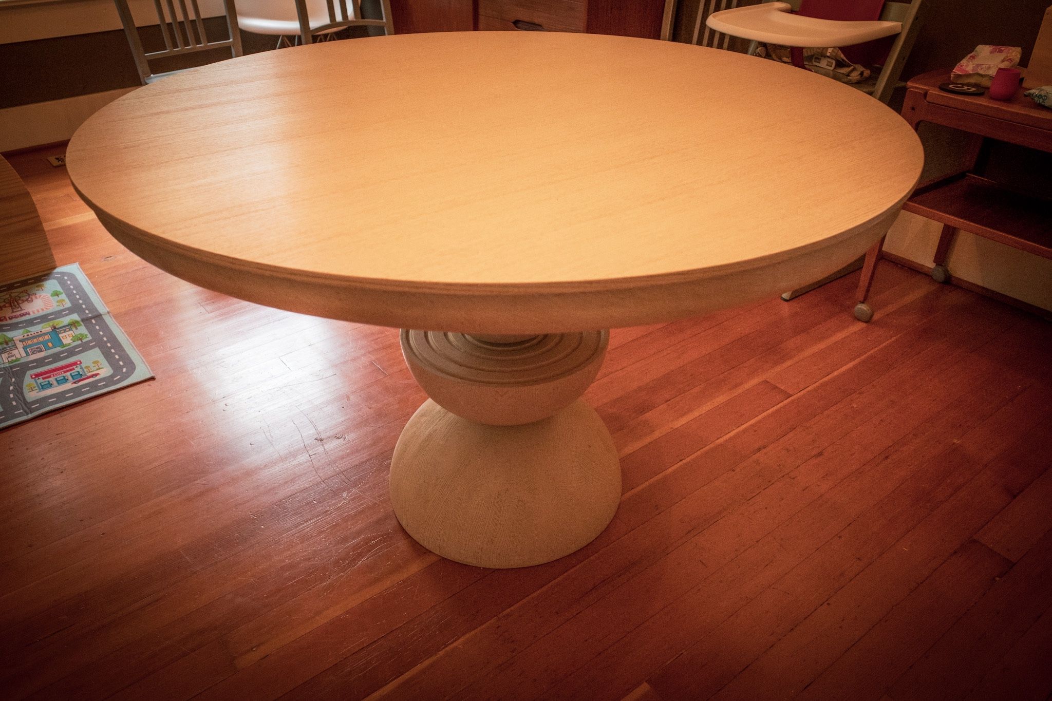 Sonali 48" round dining table