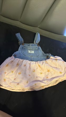 Baby clothes