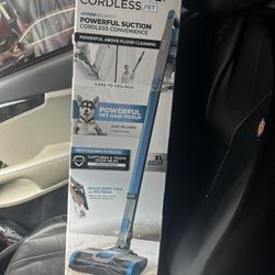Shark cordless Vacuum 
