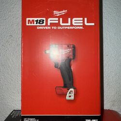 M18 FUEl MILWAUKEE IMPACT DRILL 