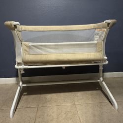 Bedside Bassinet 