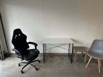 Desks & Chairs