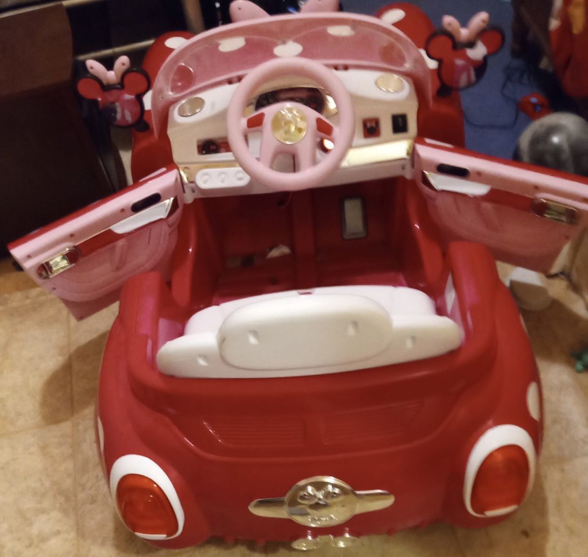 Minnie Mouse Car