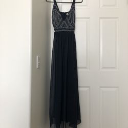 Beautiful navy blue elegant dress perfect for formal, winter dance, prom or wedding. Size small
