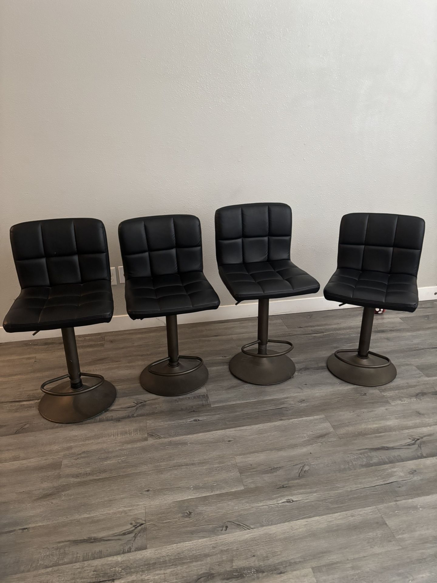 Barstool Chairs