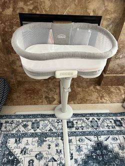 Halo bassinet