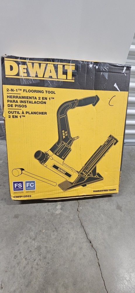 Dewalt Dwfp12569 2-in-1 15.5ga / 16ga Pneumatic Flooring Tool