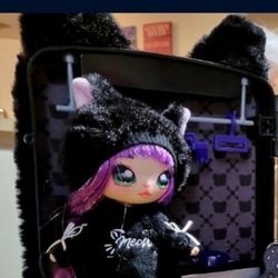MGA Na!Na!Na! Surprise -Doll With Cat  Hardshell  Backpack $35 Obo