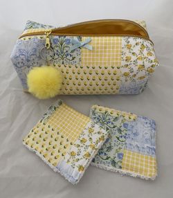 Cosmetic Pouch And Matching Facial Wash Pads
