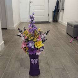Spring floral arrangement
