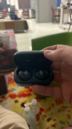 Samsung Galaxy Buds Wireless Earbuds with Case