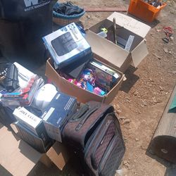 Garage / Yard Sale Left Over ( GREAT STUFF )