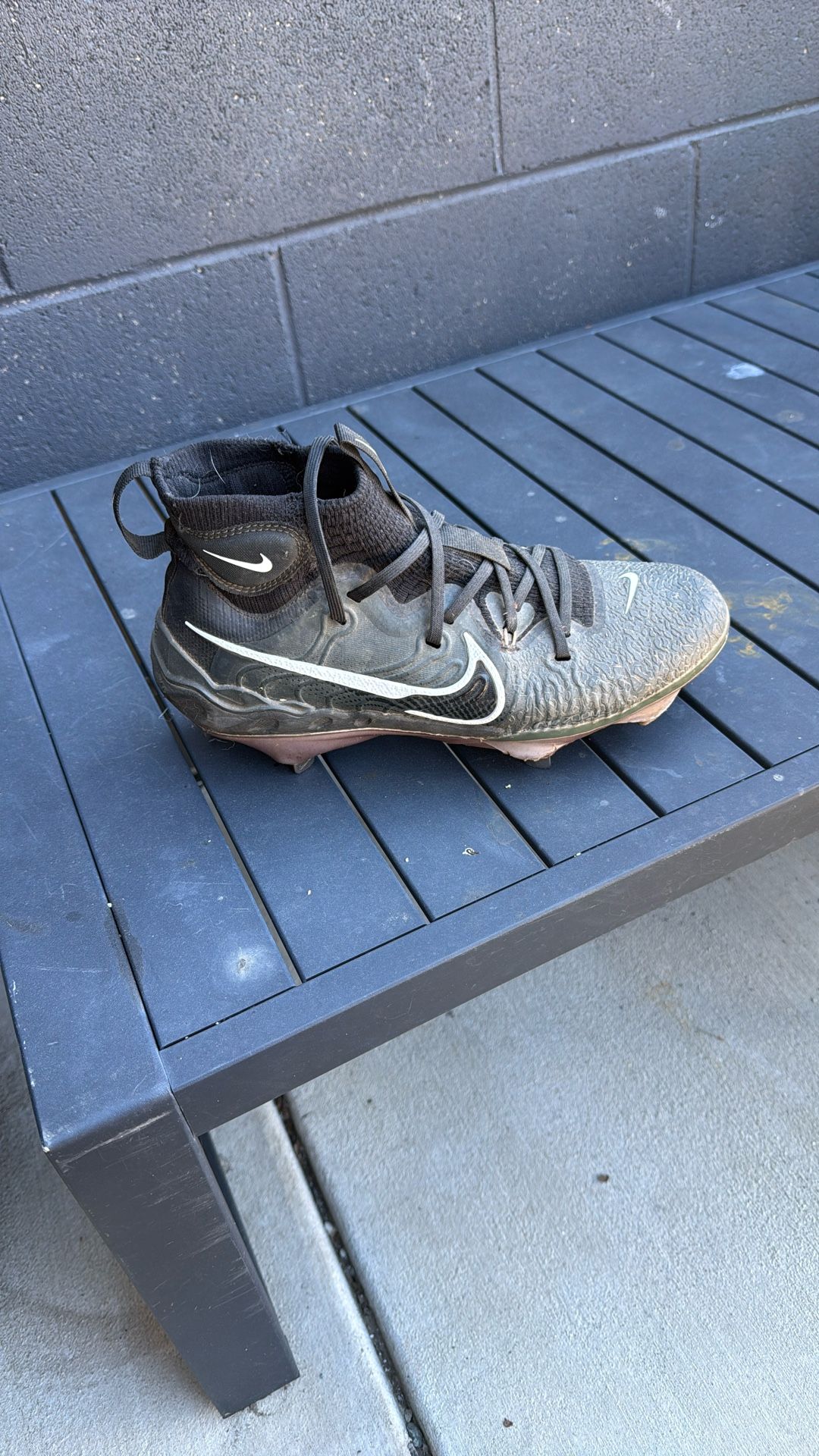 nike baseball metal cleats
