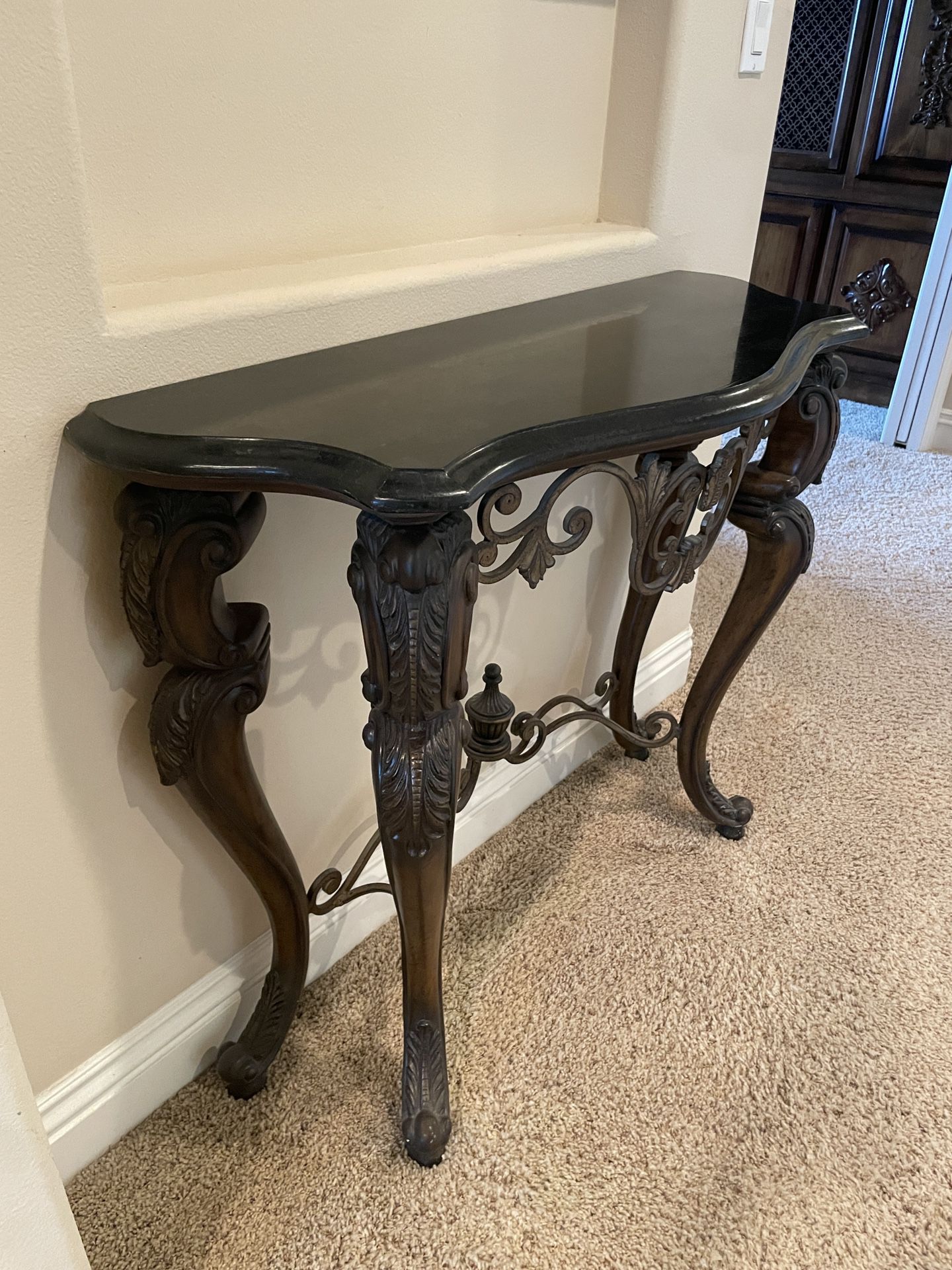 Wall Table for Sale in Las Vegas, NV - OfferUp