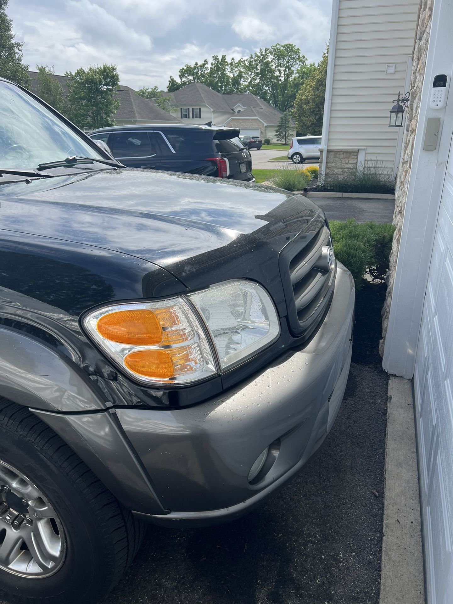2004 Toyota Sequoia