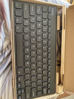 Universal wireless keyboard