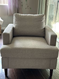 Accent Chairs