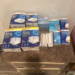 Gauze Pads/Wound Care Kit 