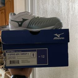 Mizuno Metal Cleats