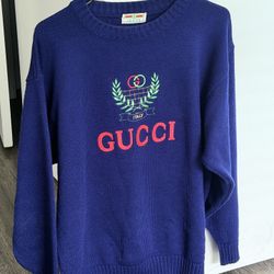 Vintage men’s Gucci Sweater Navy Blue With Red And Green Logo Size M