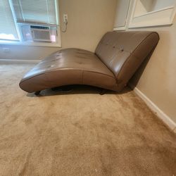 Couch/ chaise