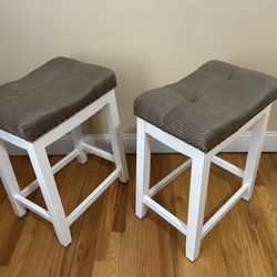 Padded Saddle Stool Set