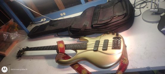 Ibanez EDC-700 Ergodyne Bass