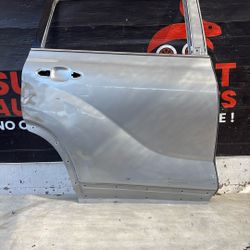2020 Highlander Door Rear Passenger OEM 2025 