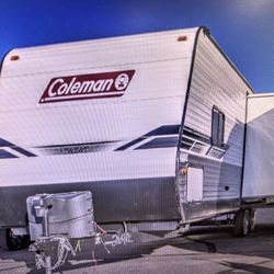 NEW 2022 COLEMAN LANTERN 264RLWE