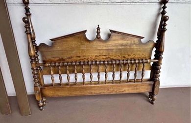 VINTAGE Ethan Allen- Classic Manor Queen Size