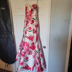 Formal Prom Dress Never Used Size 1