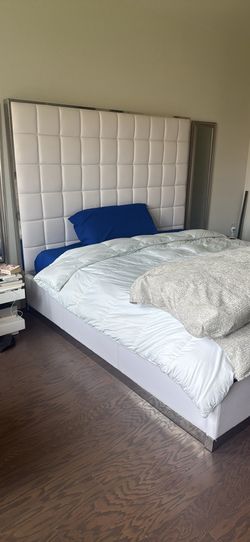 King size bed frame, headboard & mattress