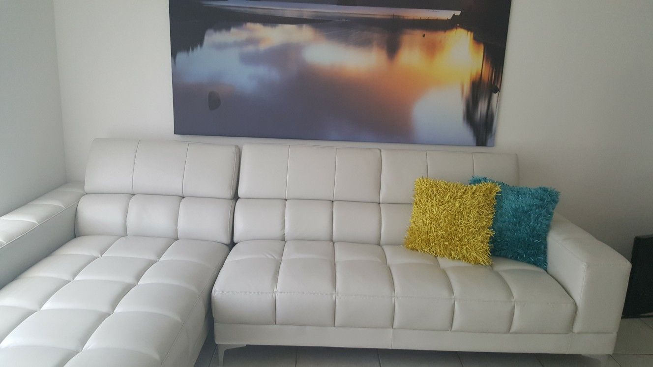 Sofia vergara on sale sybella sectional